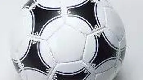 詹皇罚球盛宴独占鳌头，超越乔丹创历史纪录