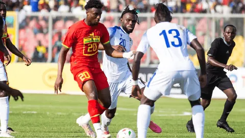 惊爆！韩足球巨星横扫中超抢购潮，浙江队跃跃欲试，百万美元转会费引热议！